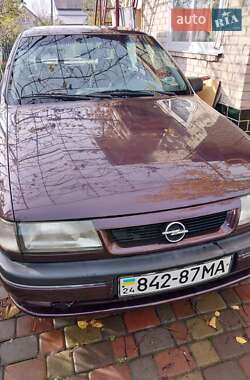 Седан Opel Vectra 1994 в Черкасах