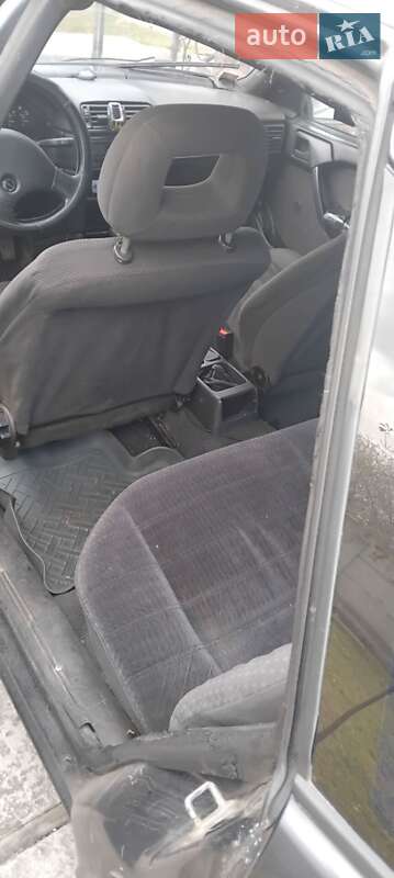 Седан Opel Vectra 1991 в Сокалі фото 3 Седан Opel Vectra 1991 в Сокалі