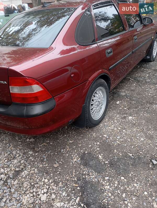 Седан Opel Vectra 1996 в Тернополе фото 7 Седан Opel Vectra 1996 в Тернополе