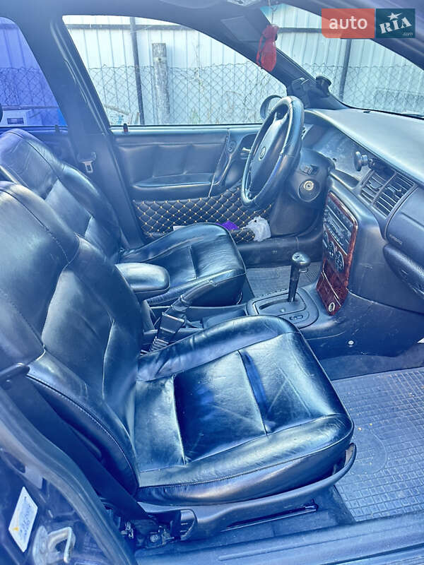 Седан Opel Vectra 1999 в Литине