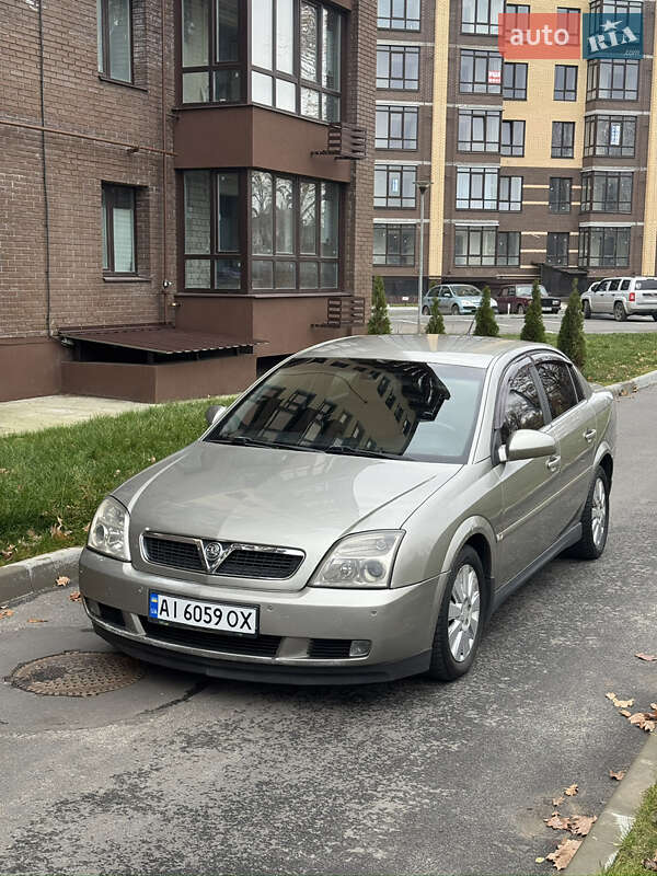 Седан Opel Vectra 2004 в Чернигове