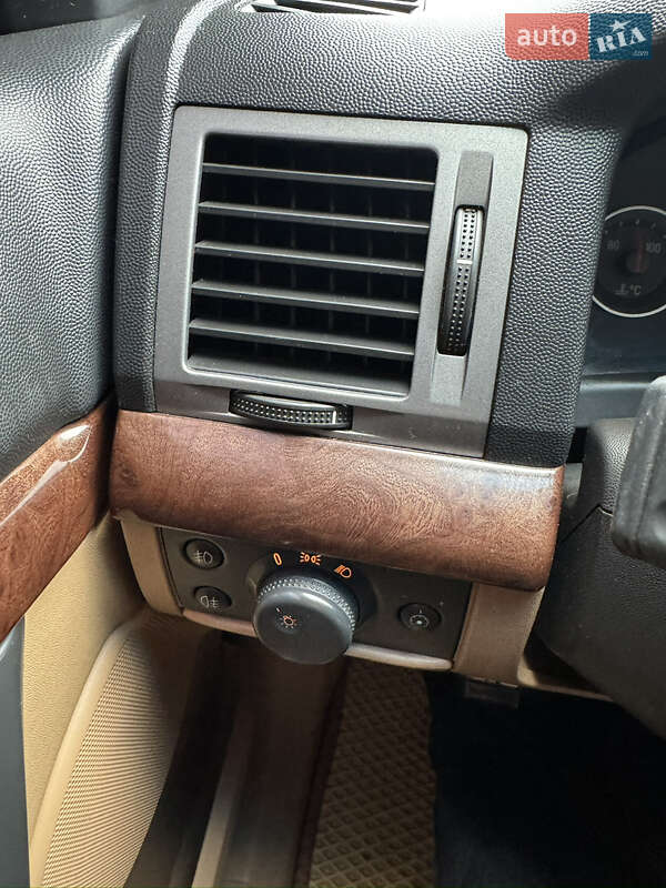 Седан Opel Vectra 2004 в Чернигове