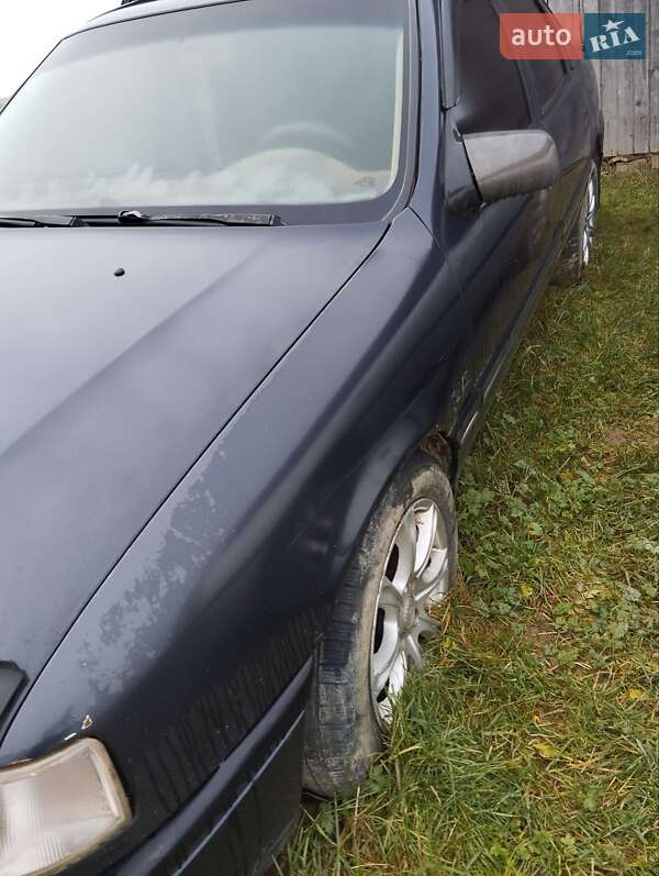 Седан Opel Vectra 1993 в Турке фото 9 Седан Opel Vectra 1993 в Турке
