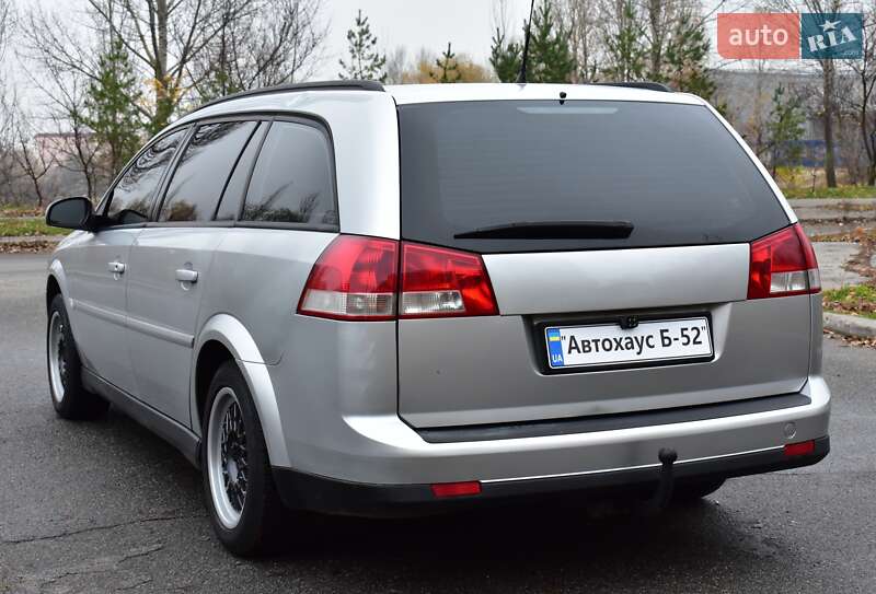 Универсал Opel Vectra 2004 в Киеве