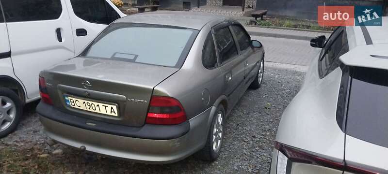 Седан Opel Vectra 1997 в Львове
