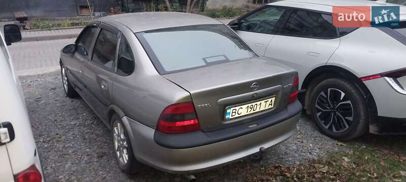Седан Opel Vectra 1997 в Львове