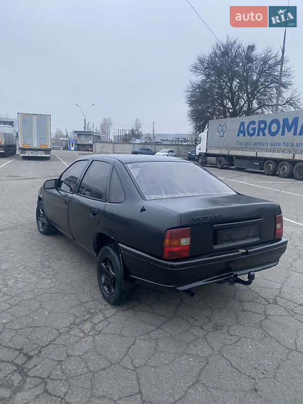 Седан Opel Vectra 1989 в Киеве