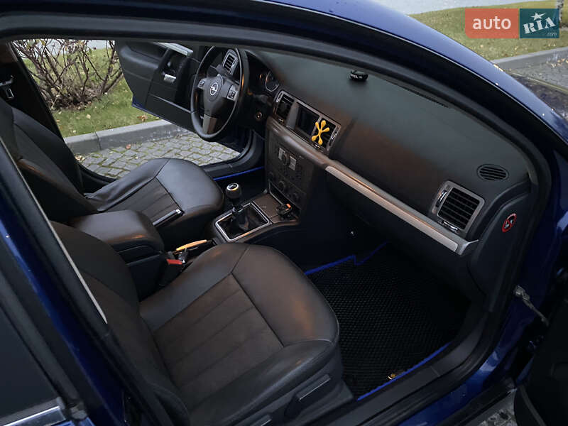 Универсал Opel Vectra 2007 в Львове