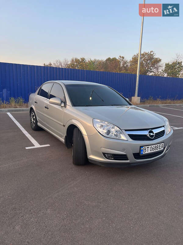 Седан Opel Vectra 2006 в Херсоне