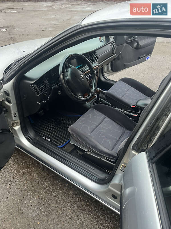 Седан Opel Vectra 1998 в Новом Роздоле фото 8 Седан Opel Vectra 1998 в Новом Роздоле