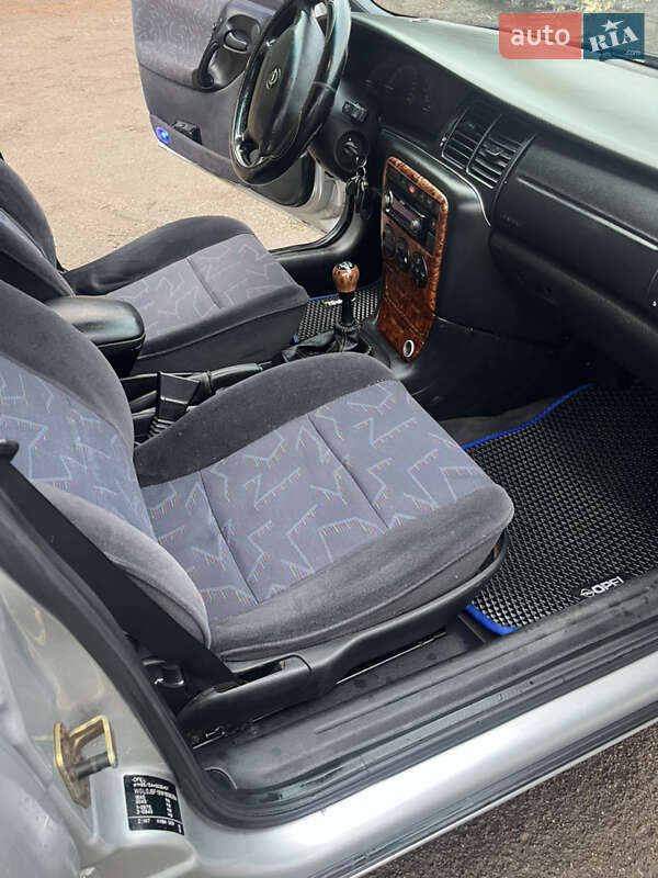 Седан Opel Vectra 1998 в Новом Роздоле фото 10 Седан Opel Vectra 1998 в Новом Роздоле