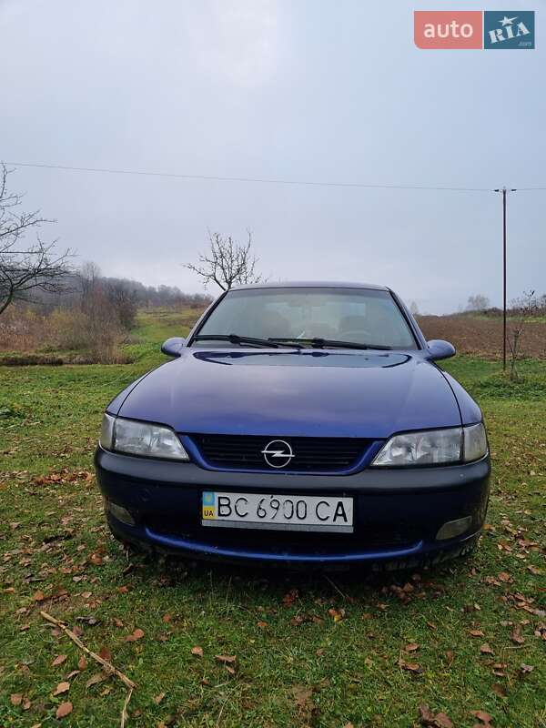 Седан Opel Vectra 1997 в Старом Самборе