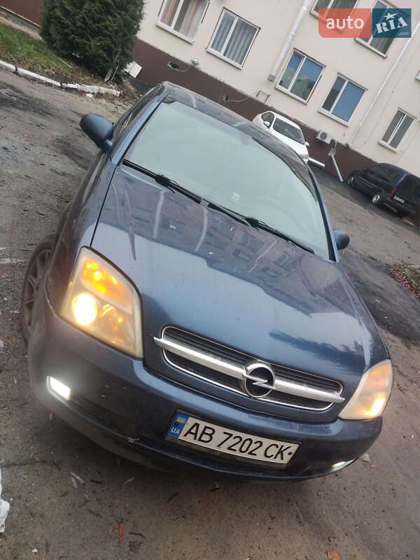 Седан Opel Vectra 2005 в Житомирі