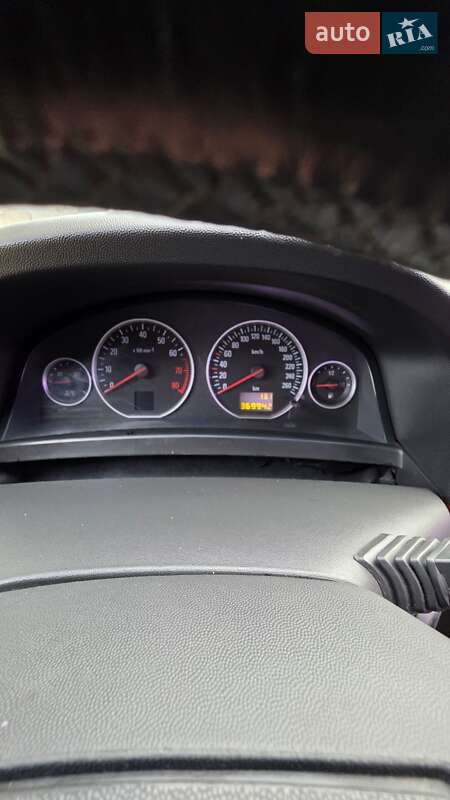 Седан Opel Vectra 2003 в Рівному фото 18 Седан Opel Vectra 2003 в Рівному