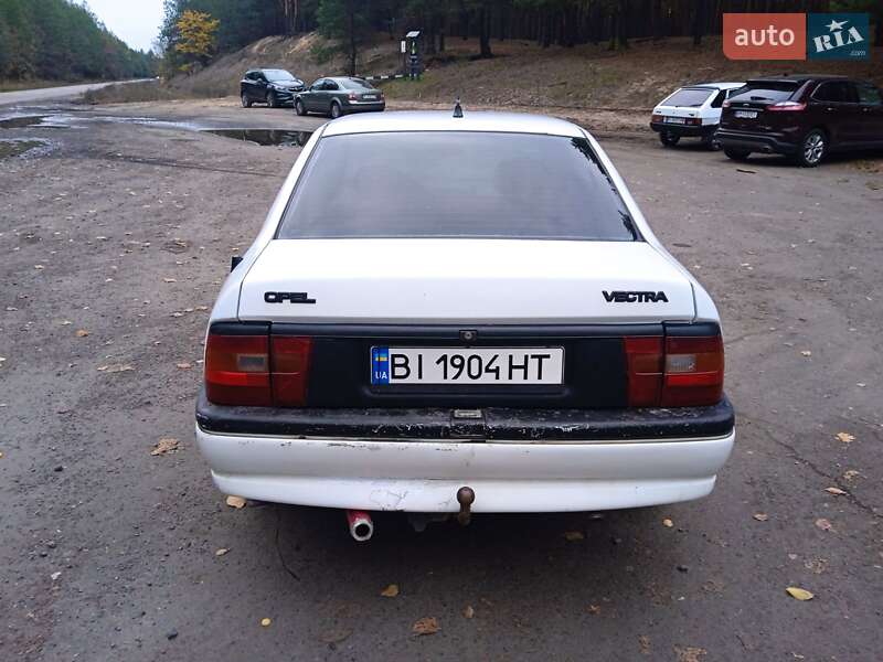 Седан Opel Vectra 1993 в Миргороде фото 2 Седан Opel Vectra 1993 в Миргороде