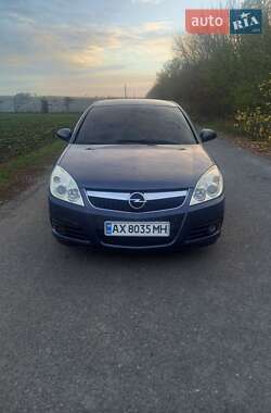 Седан Opel Vectra 2006 в Змиеве