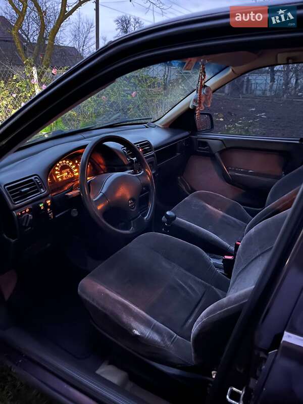 Седан Opel Vectra 1992 в Яворове фото 4 Седан Opel Vectra 1992 в Яворове