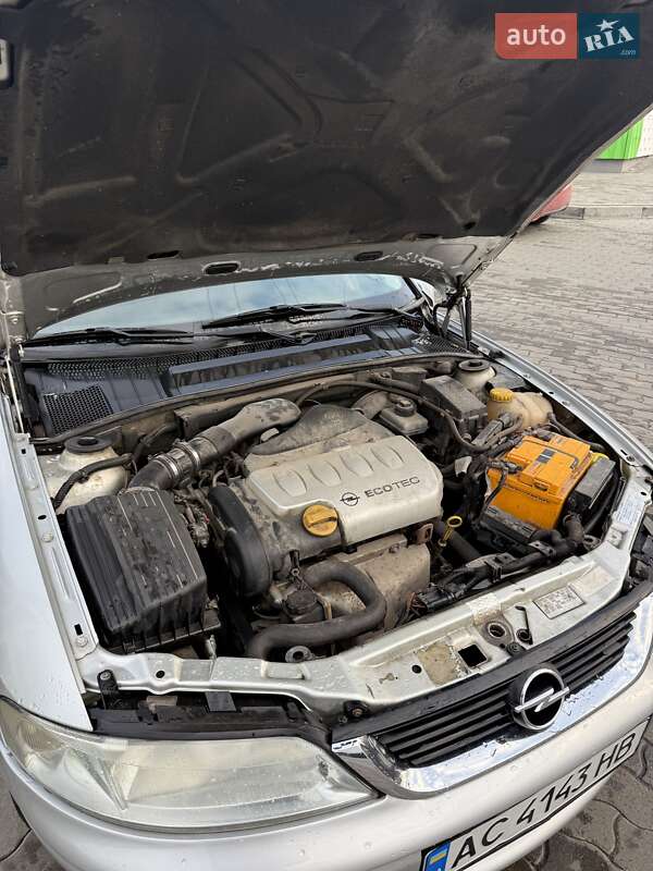Ліфтбек Opel Vectra 2000 в Володимирі фото 17 Ліфтбек Opel Vectra 2000 в Володимирі