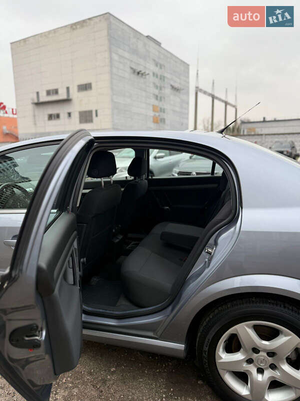 Седан Opel Vectra 2007 в Киеве фото 4 Седан Opel Vectra 2007 в Киеве