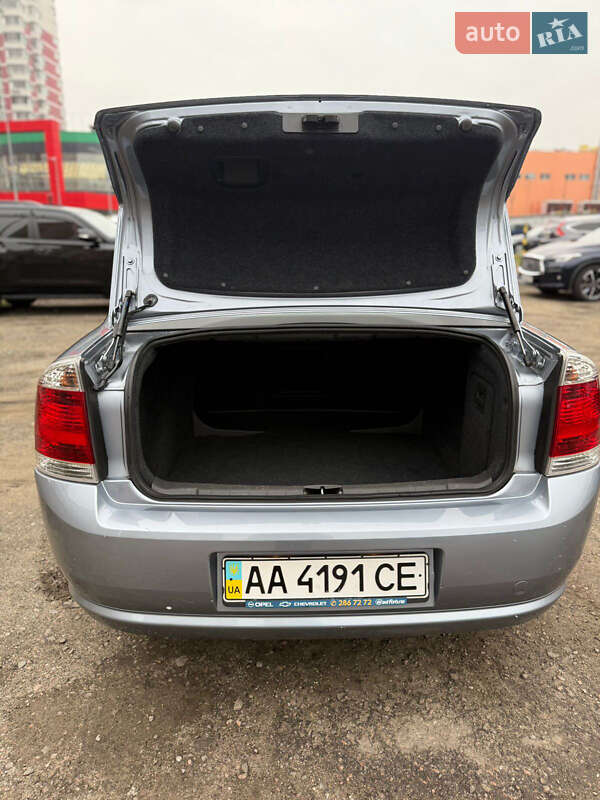 Седан Opel Vectra 2007 в Киеве фото 18 Седан Opel Vectra 2007 в Киеве