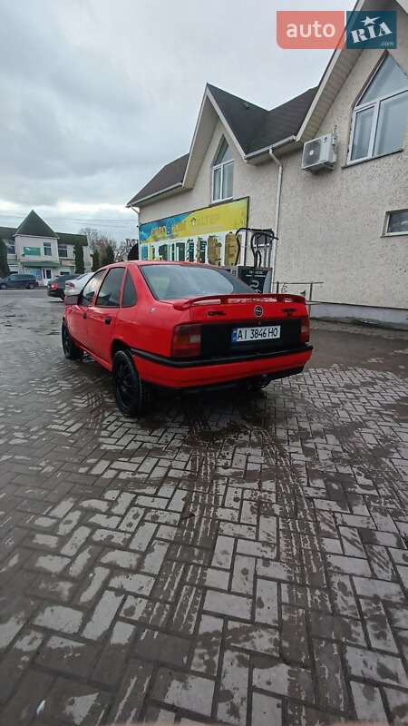 Седан Opel Vectra 1990 в Бершади фото 3 Седан Opel Vectra 1990 в Бершади