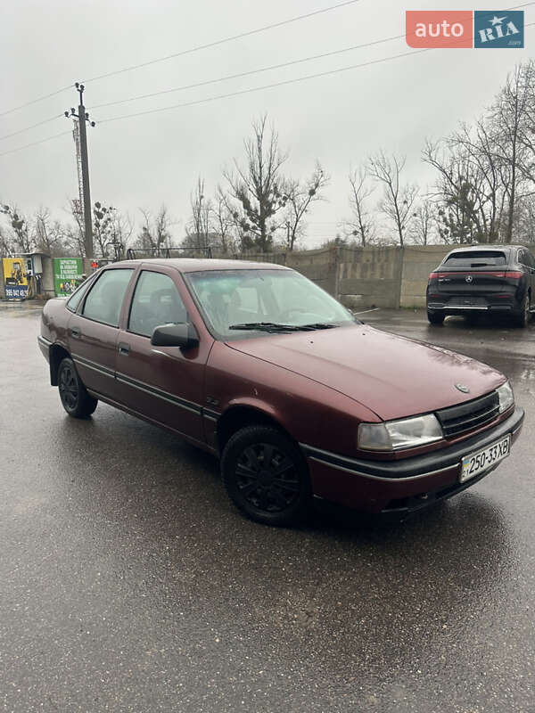Седан Opel Vectra 1989 в Новой Водолаге фото 3 Седан Opel Vectra 1989 в Новой Водолаге