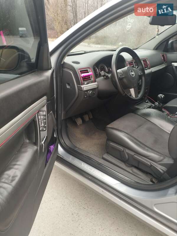 Ліфтбек Opel Vectra 2008 в Коростені