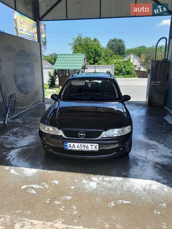 Універсал Opel Vectra 2002 в Гайсину