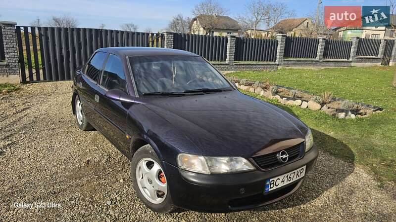 Седан Opel Vectra 1997 в Стрые