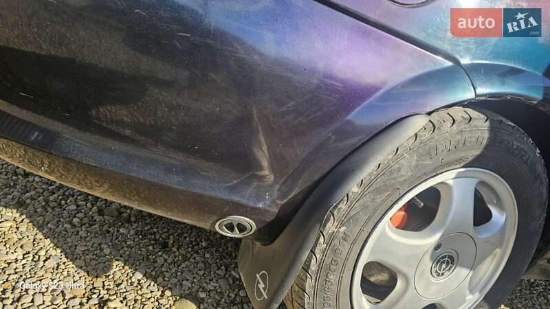 Седан Opel Vectra 1997 в Стрые