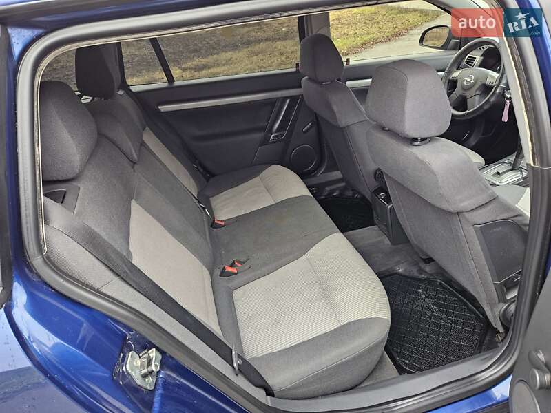 Универсал Opel Vectra 2003 в Обухове фото 19 Универсал Opel Vectra 2003 в Обухове