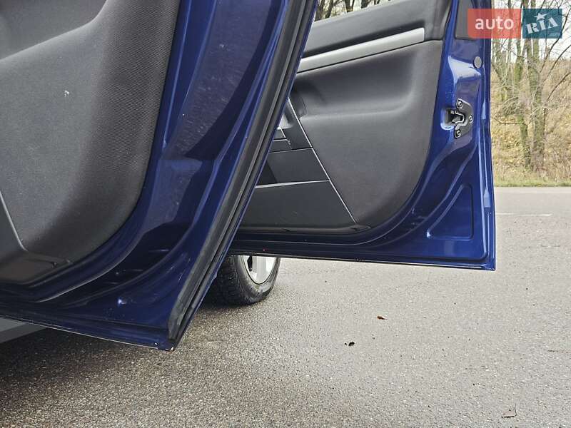 Универсал Opel Vectra 2003 в Обухове фото 20 Универсал Opel Vectra 2003 в Обухове