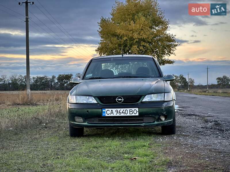 Седан Opel Vectra 1997 в Черкассах