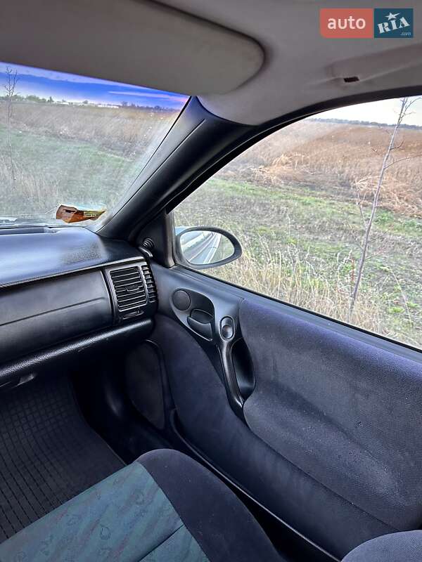 Седан Opel Vectra 1997 в Черкассах