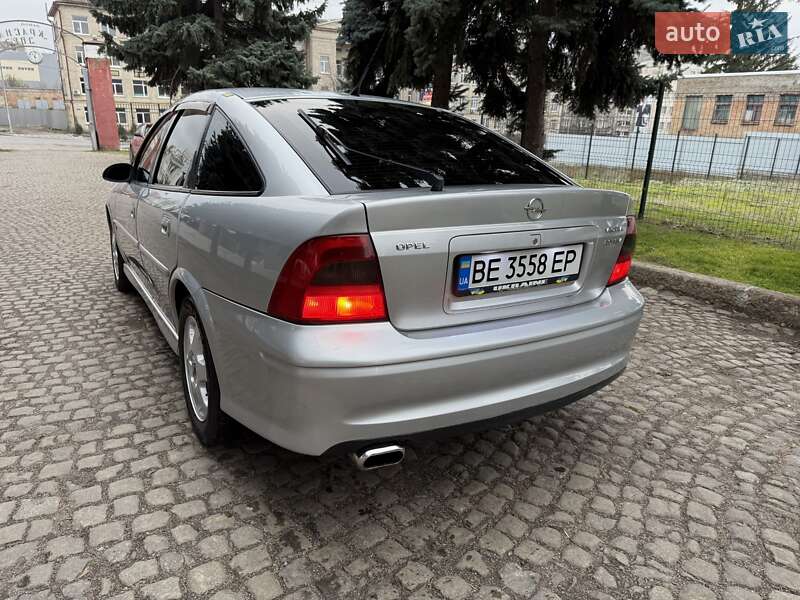 Ліфтбек Opel Vectra 2000 в Кропивницькому