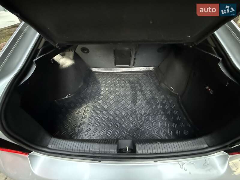 Ліфтбек Opel Vectra 2000 в Кропивницькому