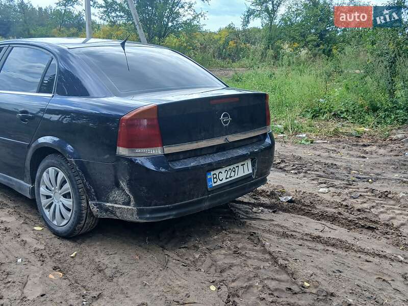 Седан Opel Vectra 2003 в Львове