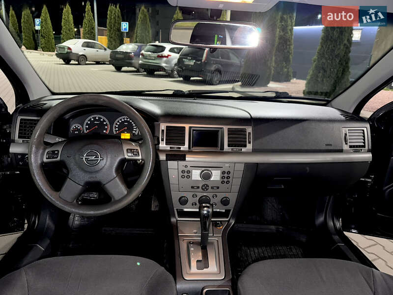 Универсал Opel Vectra 2004 в Житомире