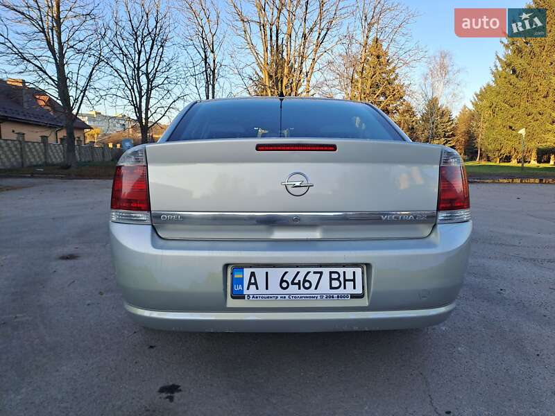 Седан Opel Vectra 2007 в Луцьку