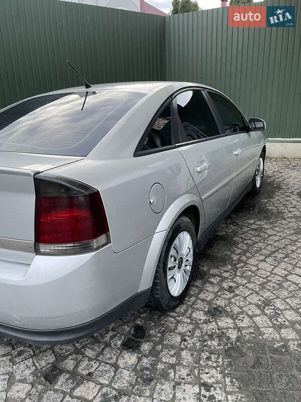 Лифтбек Opel Vectra 2004 в Хмельницком фото 2 Лифтбек Opel Vectra 2004 в Хмельницком