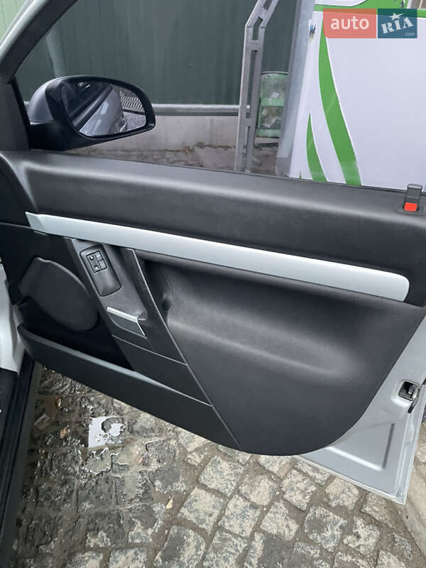 Лифтбек Opel Vectra 2004 в Хмельницком фото 11 Лифтбек Opel Vectra 2004 в Хмельницком