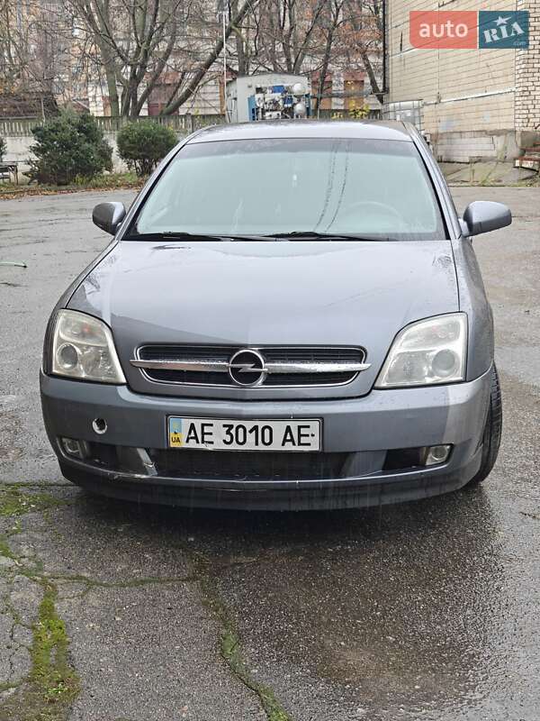 Седан Opel Vectra 2004 в Никополе