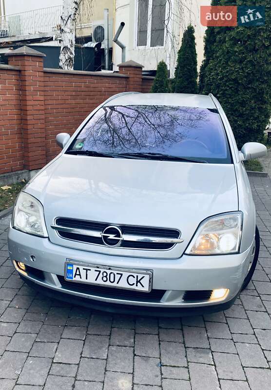 Универсал Opel Vectra 2004 в Ивано-Франковске фото 2 Универсал Opel Vectra 2004 в Ивано-Франковске
