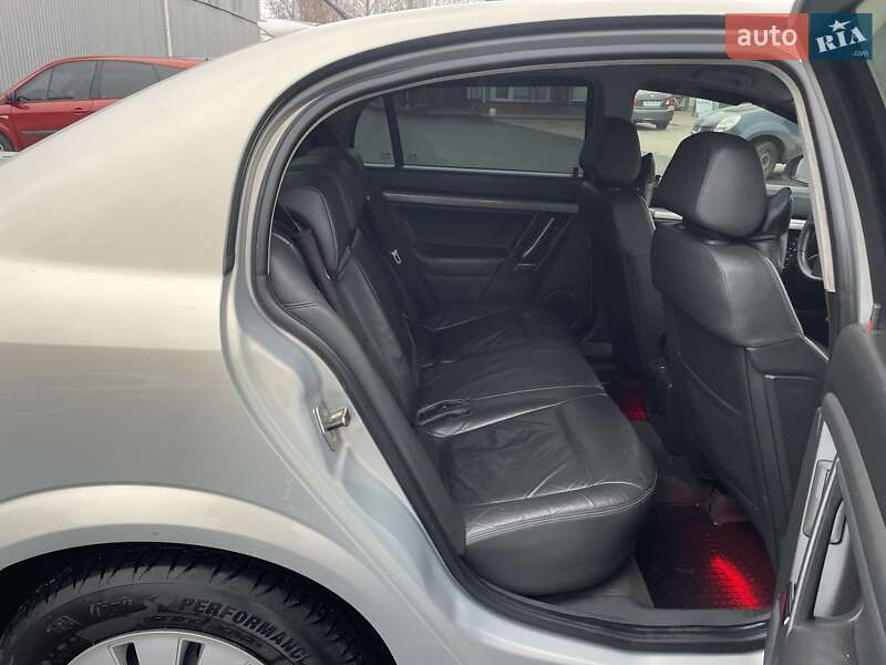 Седан Opel Vectra 2008 в Прилуках