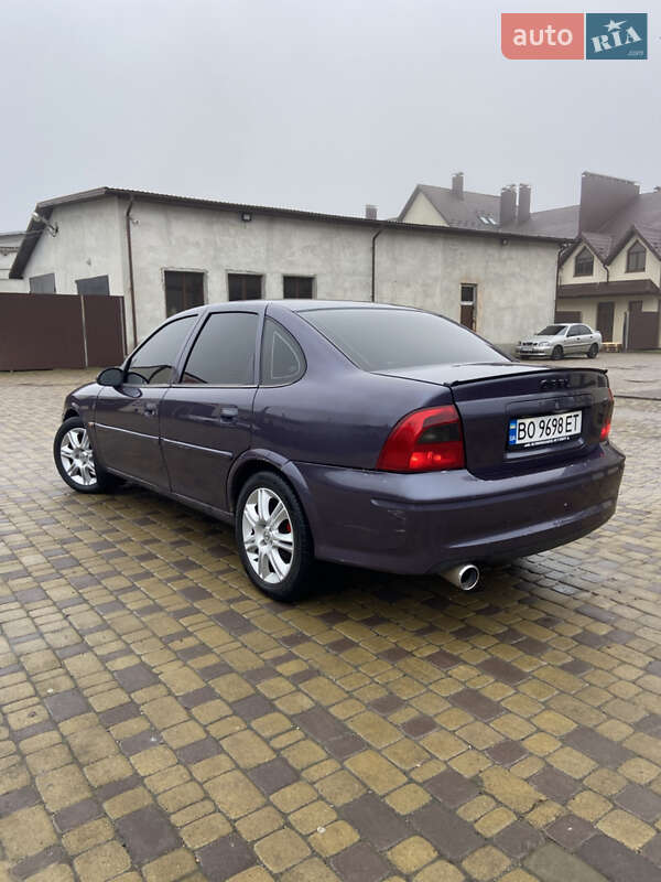 Седан Opel Vectra 1997 в Тернополі