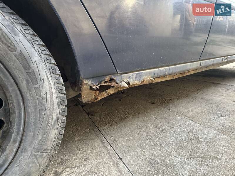 Седан Opel Vectra 2002 в Полтаве