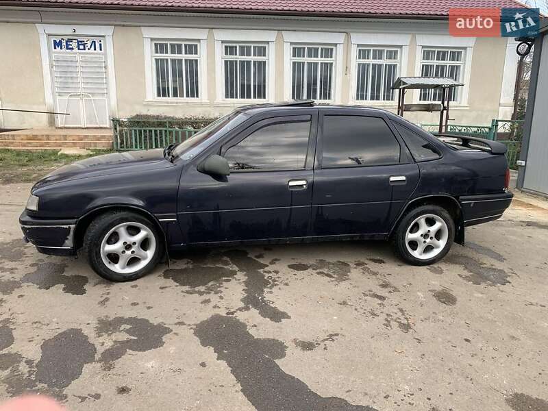 Седан Opel Vectra 1991 в Кельменцах