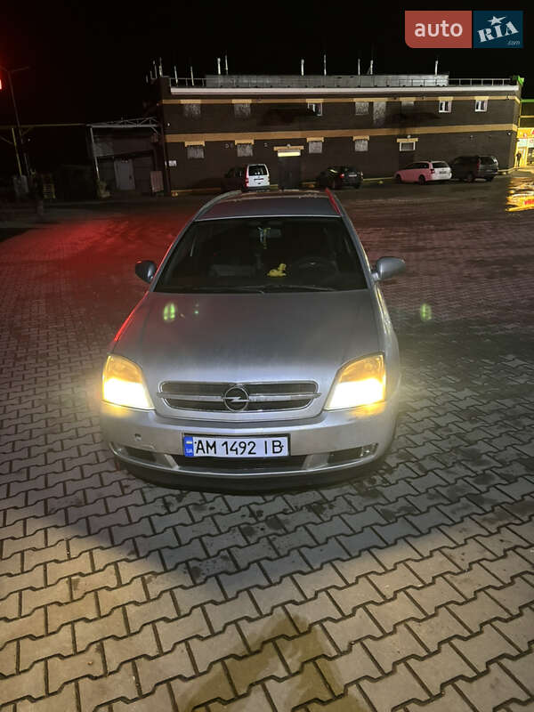 Универсал Opel Vectra 2005 в Овруче
