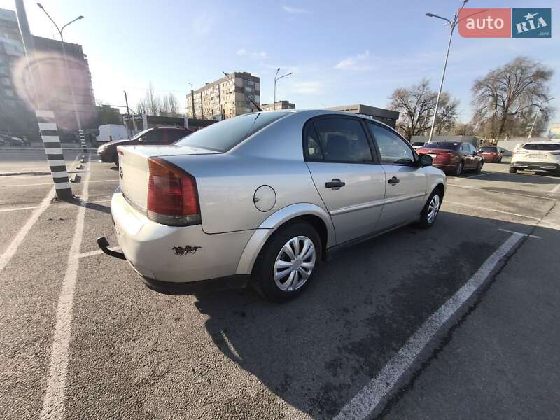 Седан Opel Vectra 2003 в Дніпрі