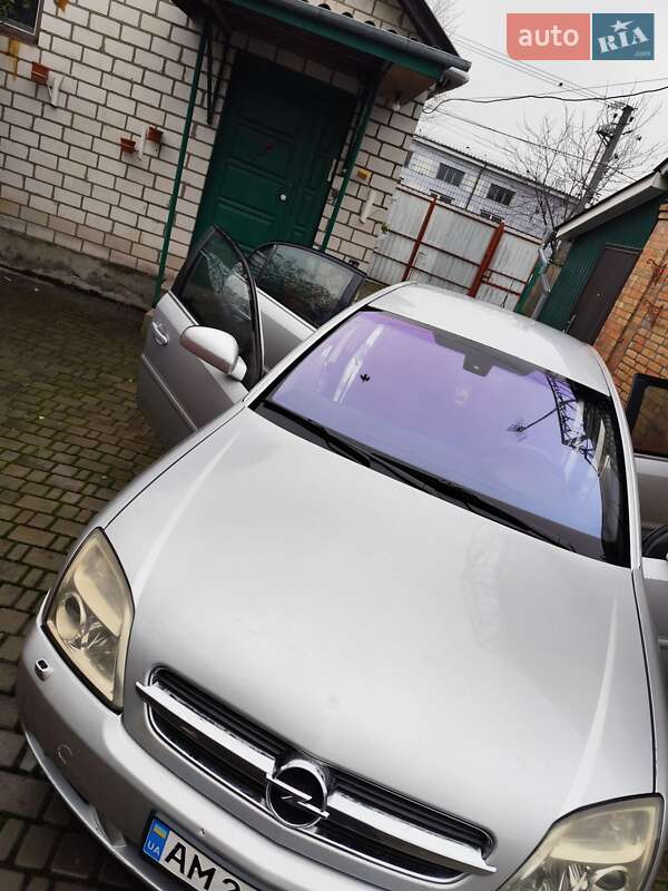 Седан Opel Vectra 2002 в Бердичеві
